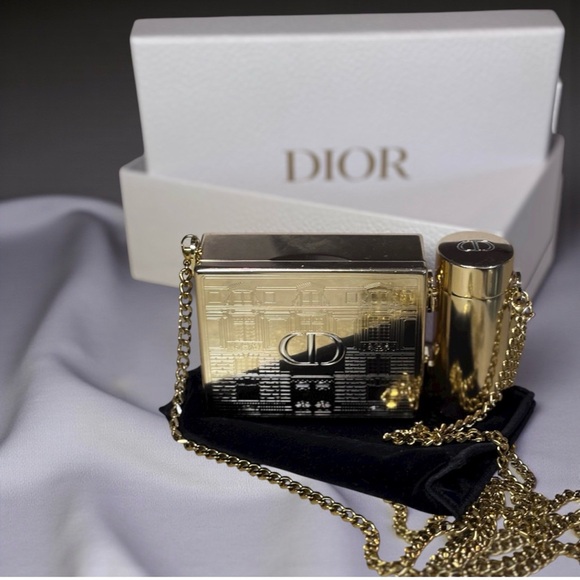 Dior Handbags - Christian Dior Authentic Gold Minaudière Clutch/Crossbody Chain Strap Luxury.